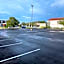 La Quinta Inn & Suites by Wyndham Indianapolis Airport Lynhurst