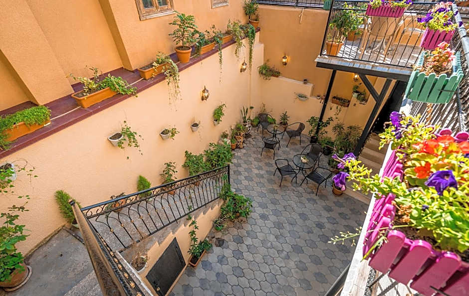 Golden Light Hotel