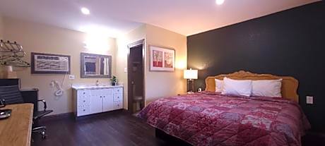 King Room - Non-Smoking
