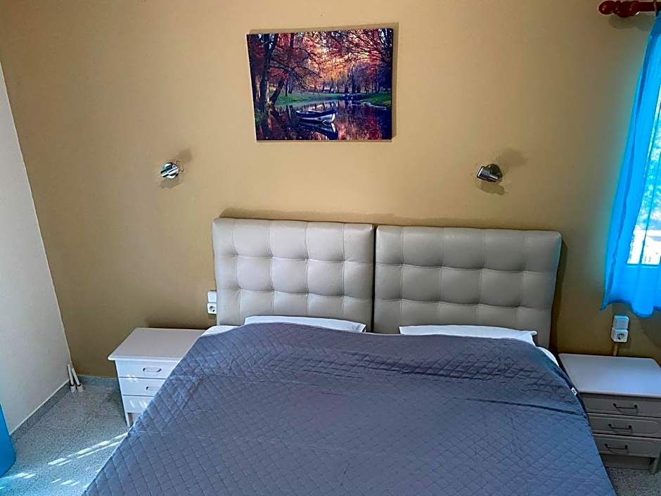 Samothraki Akrogiali Rooms