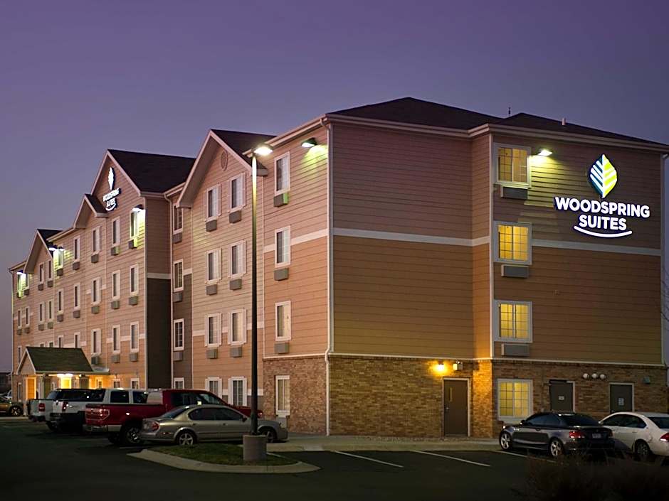 WoodSpring Suites Lincoln Northeast I-80