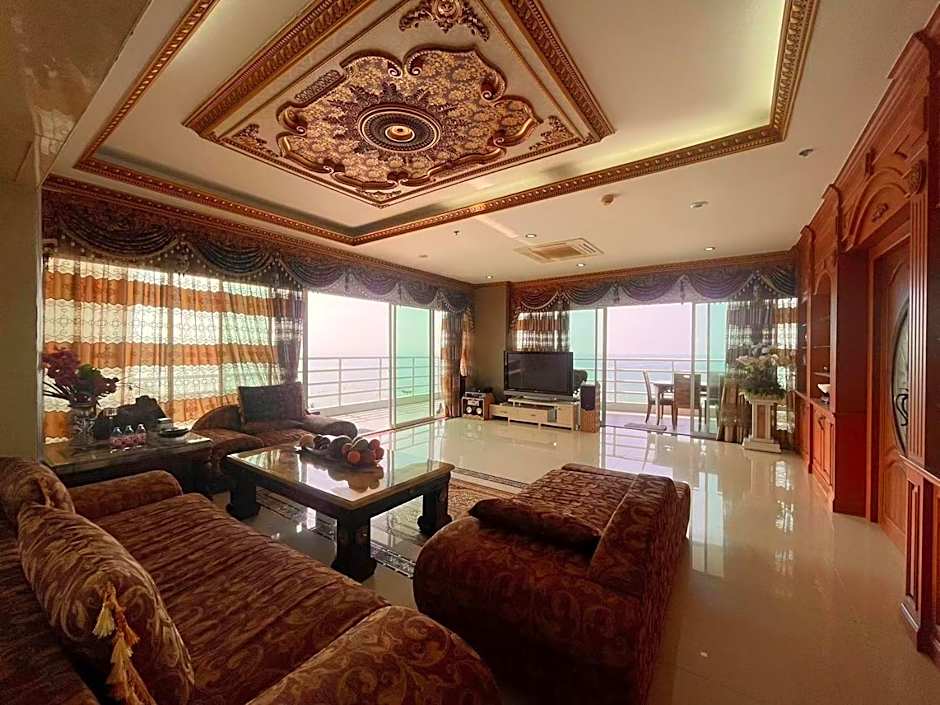 Beautiful sea view cozy condo