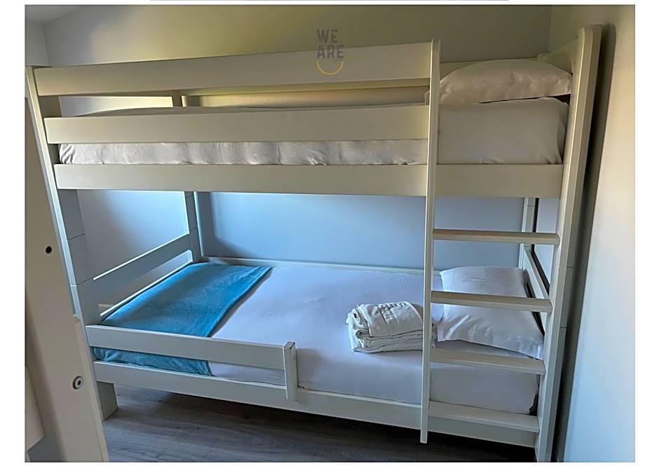 WE ARE HOSTEL