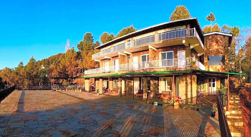 Kasar Rainbow Yoga Retreat