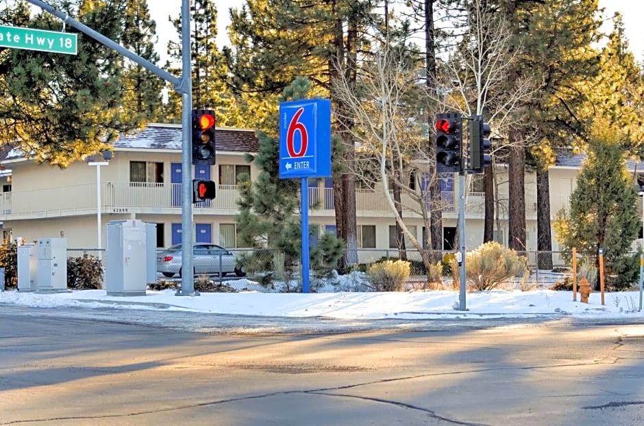 Motel 6 Big Bear