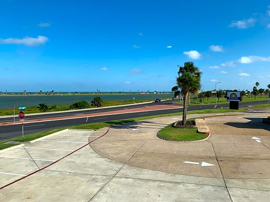 Days Inn by Wyndham Rockport Texas