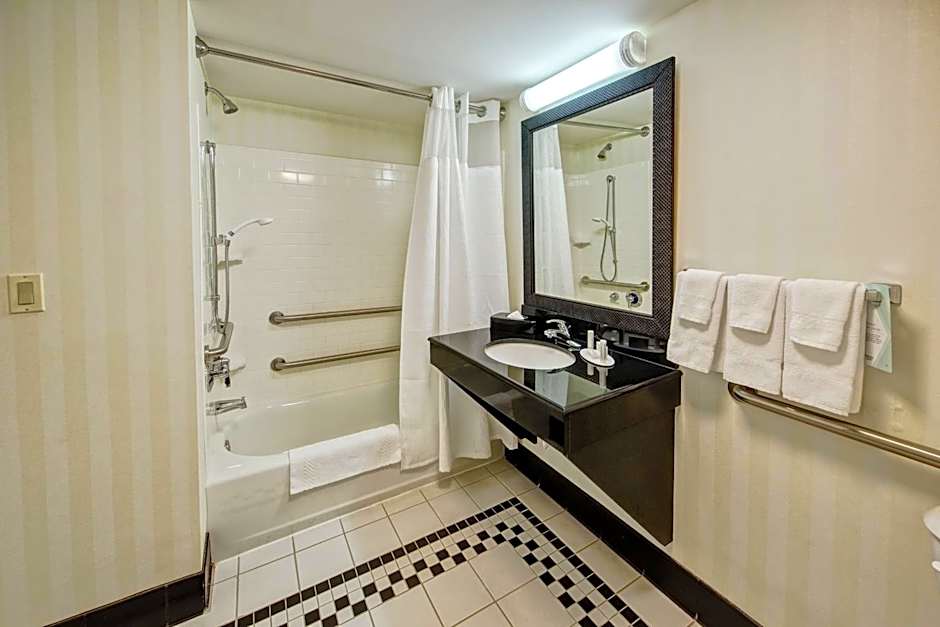Fairfield Inn & Suites by Marriott Naples