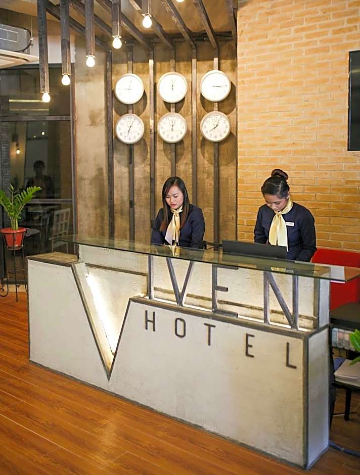 Viven Hotel