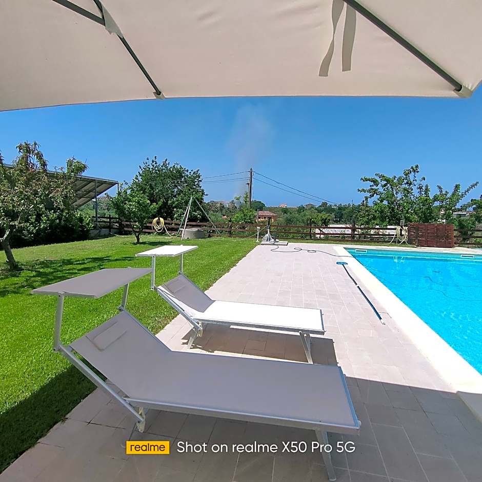 VILLA LAURO LUXURY B&B