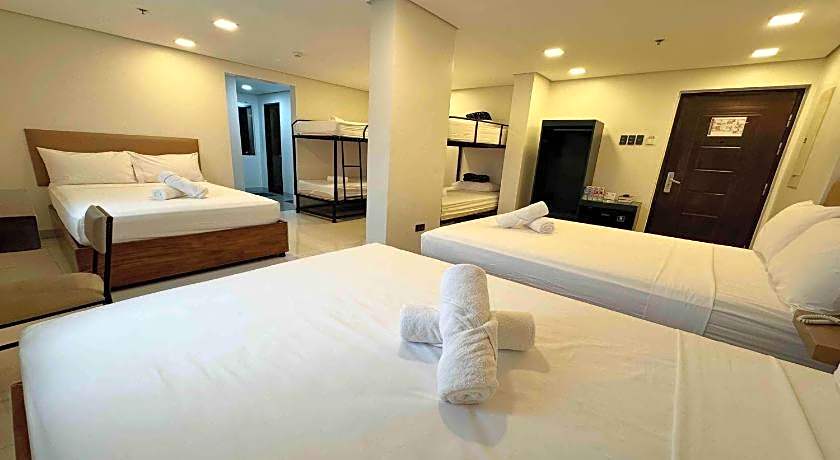 Belltower CSheLi Suites Bantay - Vigan