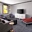 Hilton Orrington / Evanston