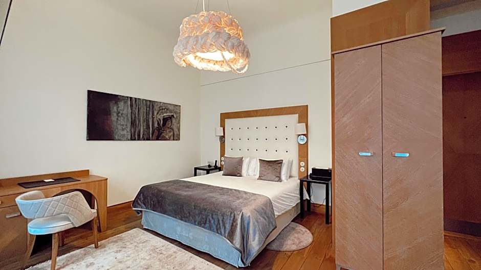 Dome Hotel