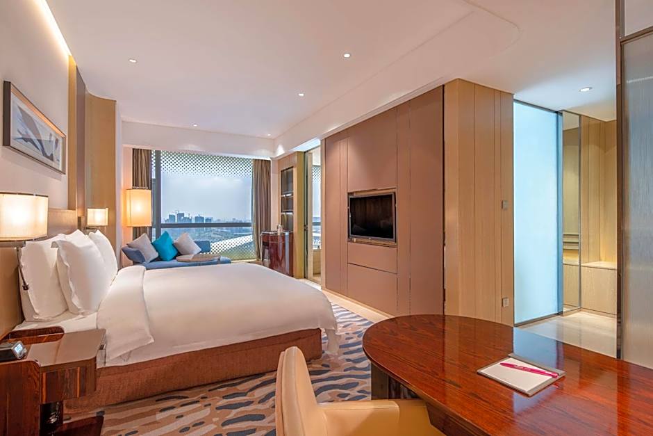 Crowne Plaza Dalian Sports Center by IHG