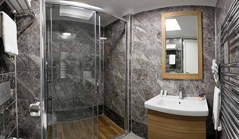 Sivas Termal'de Terasli ve Sik 1+1 Daire