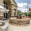 Comfort Inn & Suites Greenwood near University