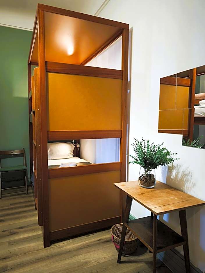 Ey Lisbon GuestHouse