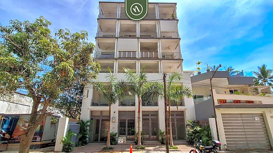 New 1 BR Condo - Oceanview Pool - 2 min to Beach