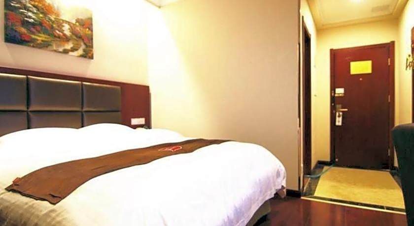GreenTree Inn ChaoHu Tianchao Plaza Express Hotel