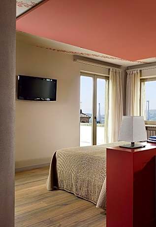 Suite with Spa Bath