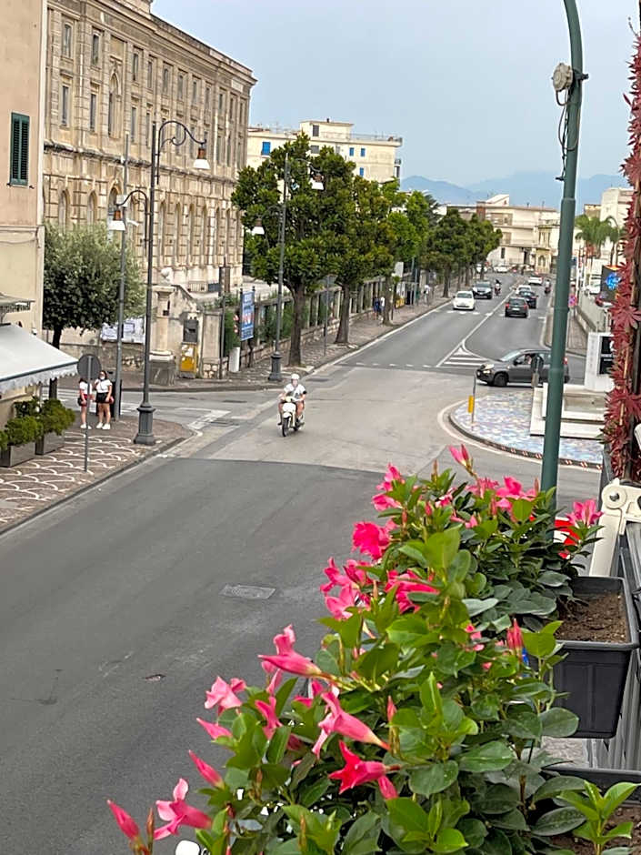 Pompeii Central Home