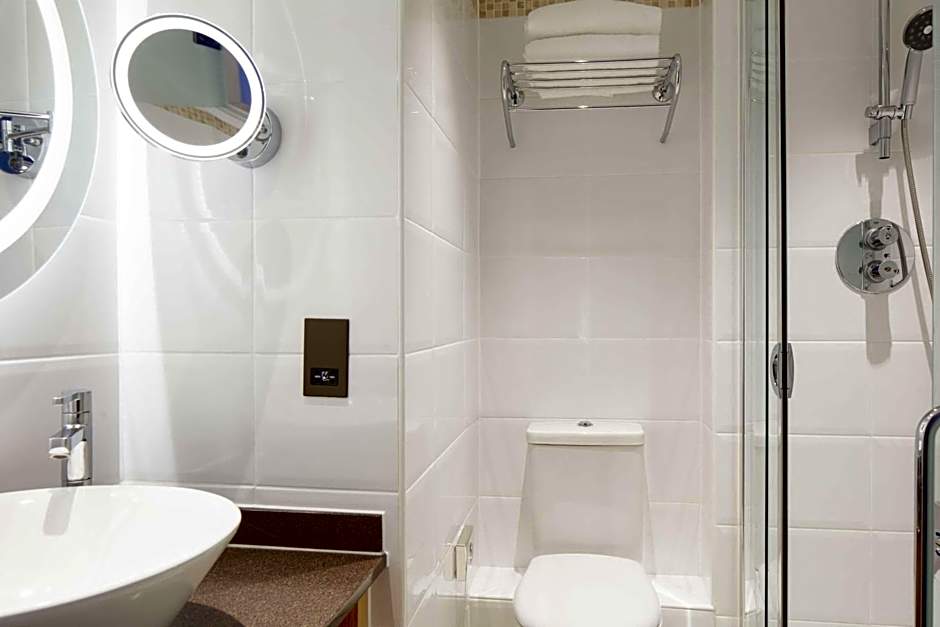 DoubleTree by Hilton Bath