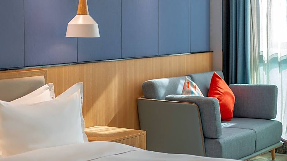 Holiday Inn Express Huangshi Cihu Lake By IHG