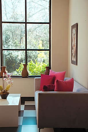 Southern Light Country House