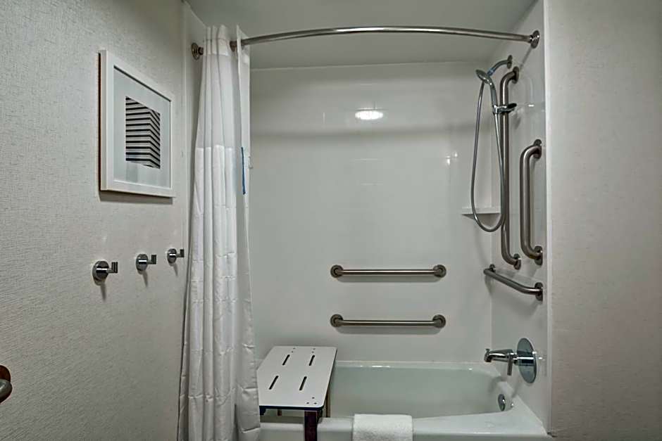 Hampton Inn Columbia-I-26 Airport