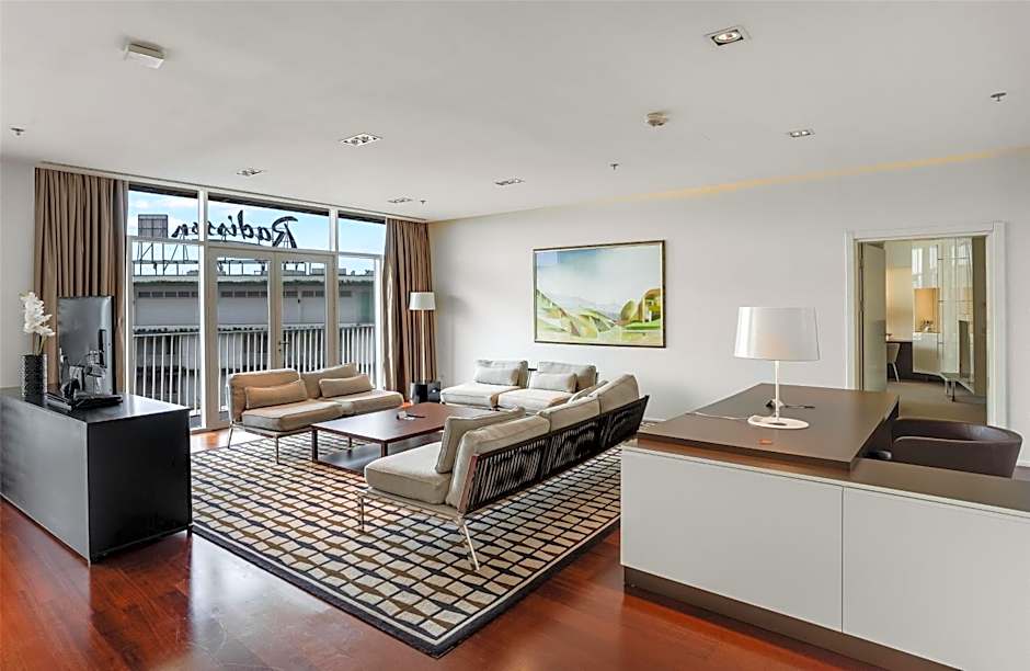 Radisson Blu Hotel & Convention Centre Kigali