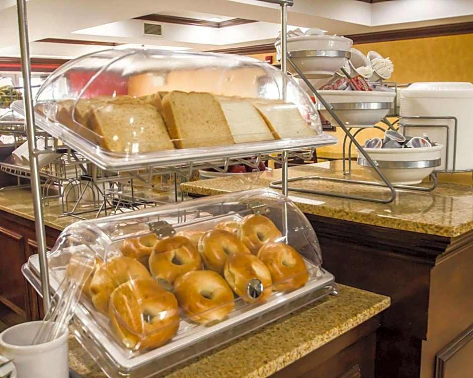 Quality Suites NYC Gateway