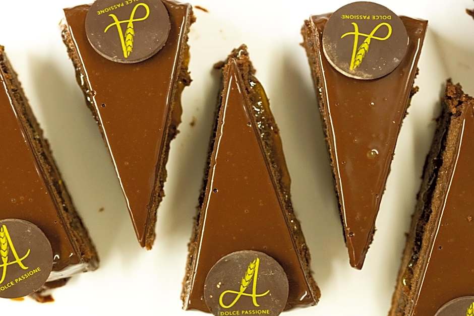 California Pastry Hotel