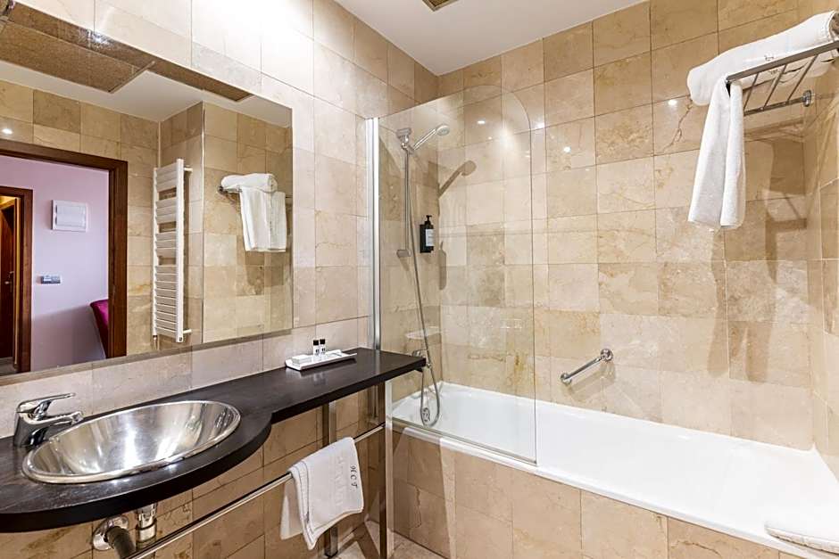 Hospedium Hotel Casino Del Tormes