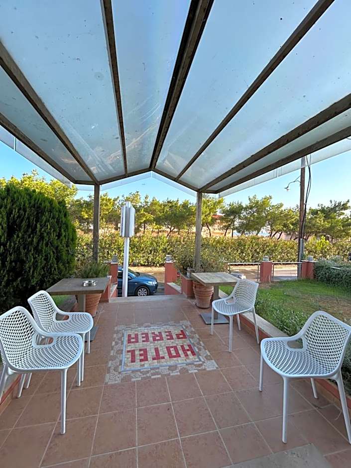 Perea Hotel
