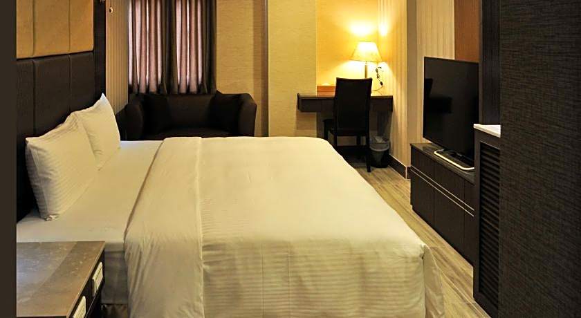 Maple Hotel Second Branch