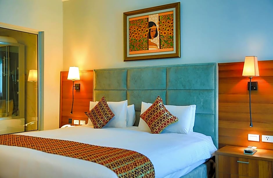 Swiss Inn Nexus Hotel