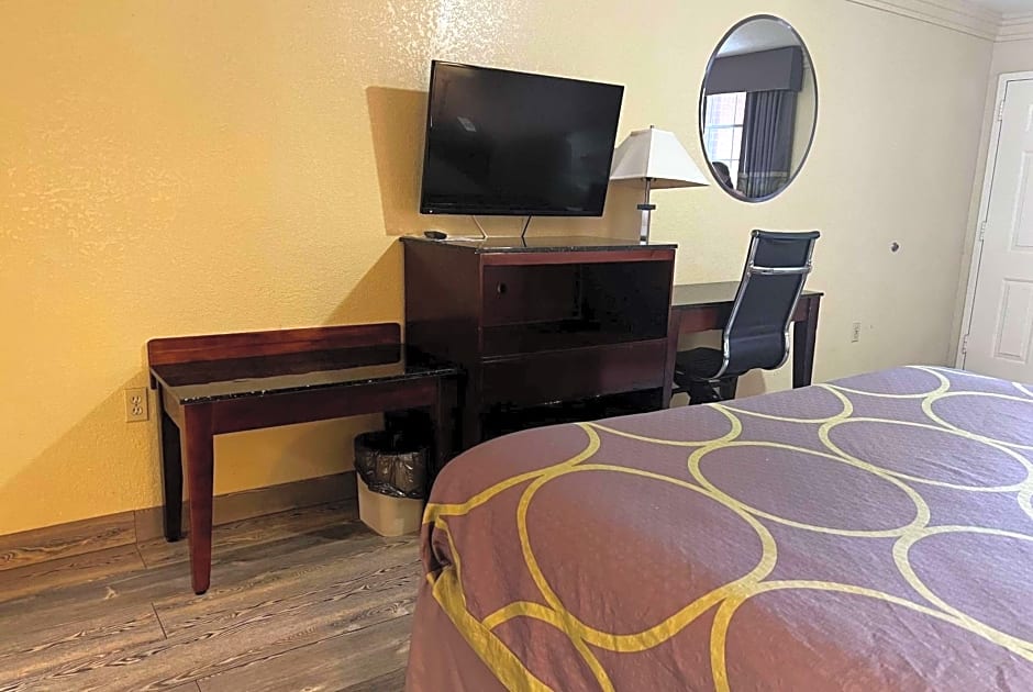 Super 8 by Wyndham Houston West Katy