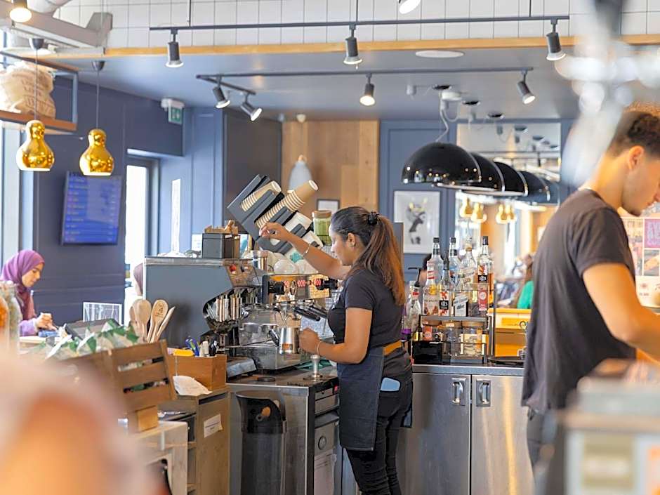 Ibis Cambridge Hotel