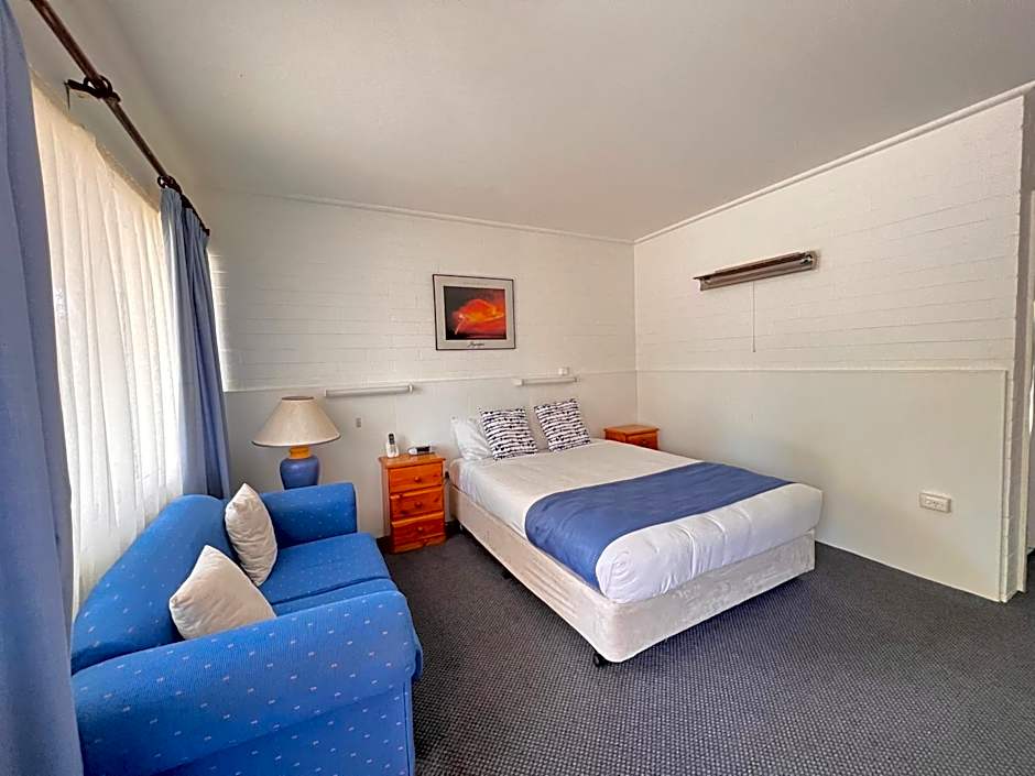 Photo 1 of 16 of Sturt Motel Balranald
