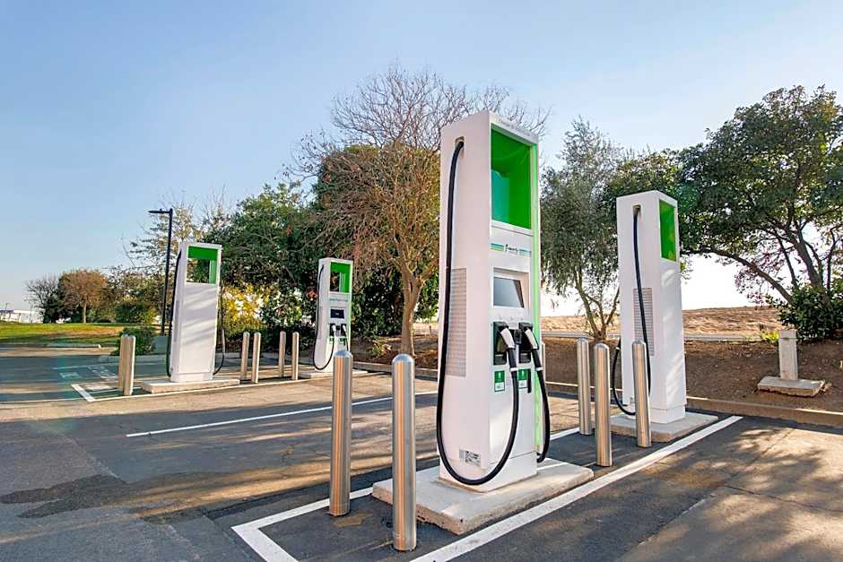 Super 8 by Wyndham Dunnigan