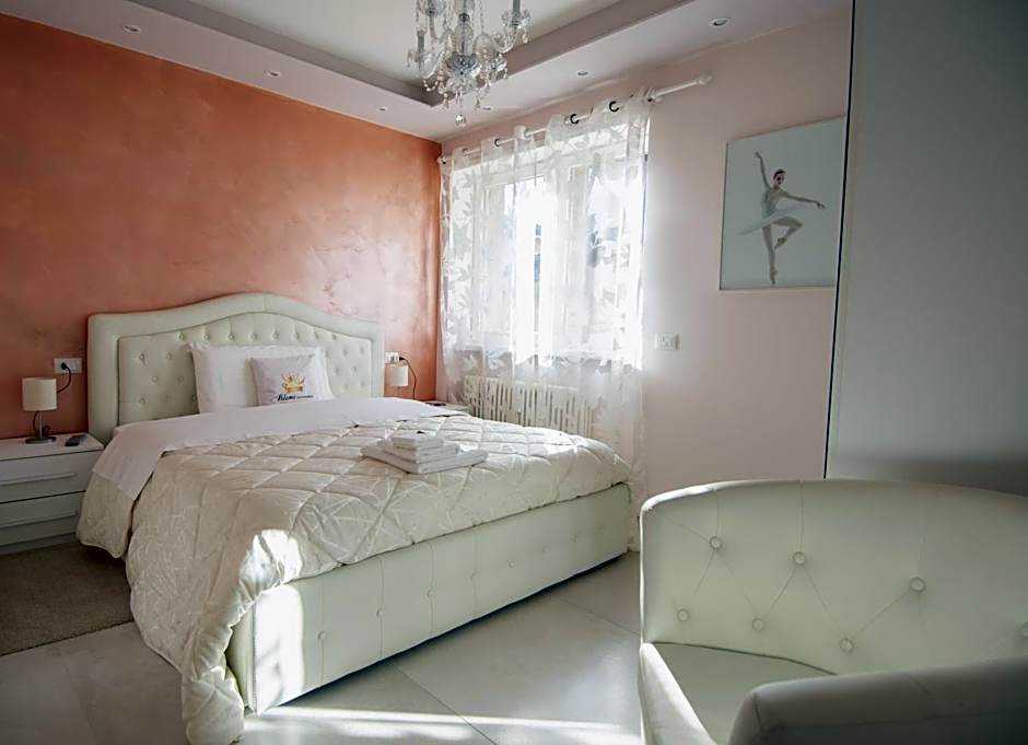 Klemi, rooms in old town Dolomia best home Check in automatico