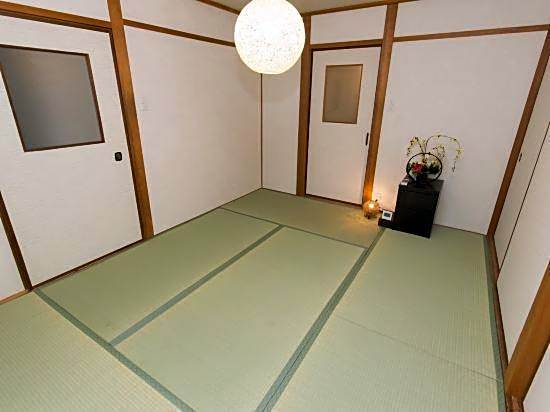 MielHanazono1Min from Metro StaWhole House Renta
