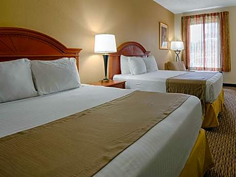 2 Queen Beds, Smoking Room, High Speed Internet Access, Microwave And Refrigerator, Coffee Maker, Ir