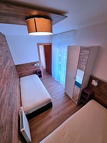 Two-Bedroom Apartment with Mountain View