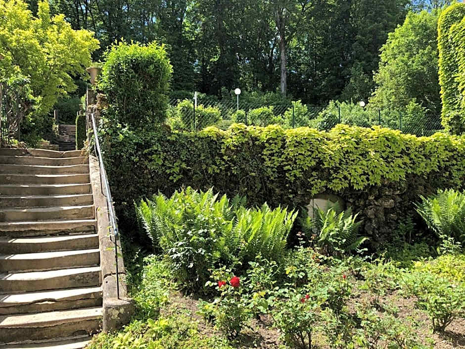 Hôtel et Studios d'Orfeuil