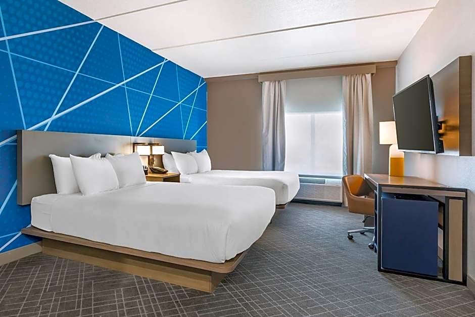 Comfort Inn & Suites Frisco East - McKinney