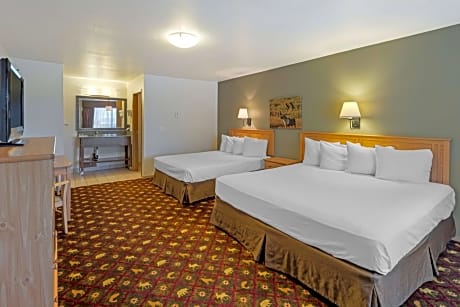 King Room with Queen Bed