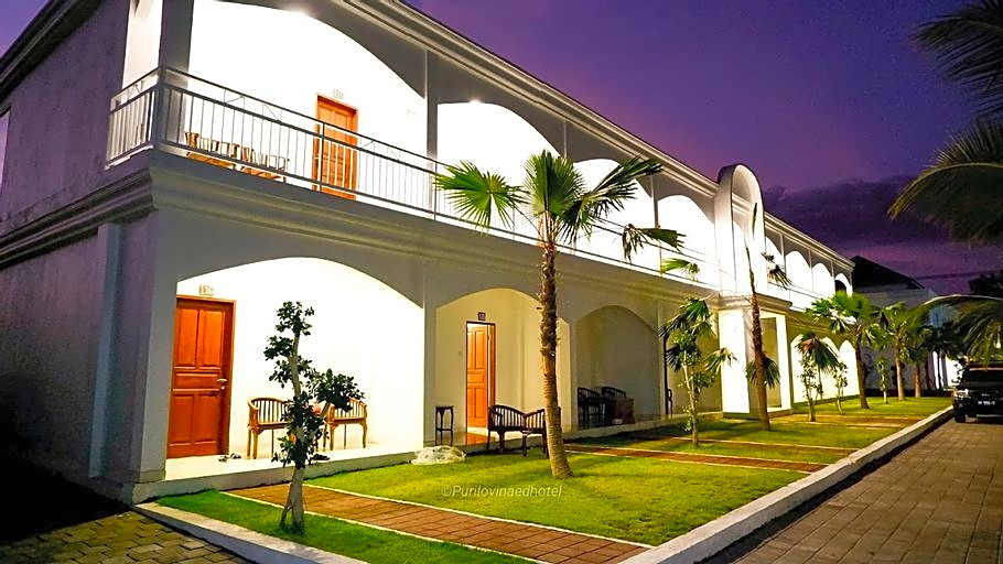 Puri Lovina Edhotel