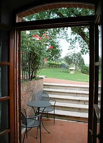 Two-Bedroom Apartment (6 Adults)