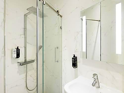 Ibis Styles Amsterdam CS Hotel
