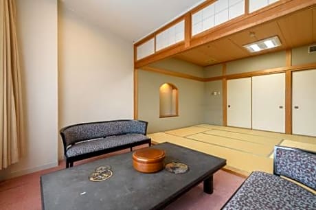 Japanese-Style Room